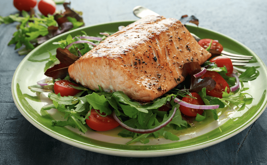 beautiful plate of salmon - omega 3 fatty acids from fish are a great heart healthy food for seniors